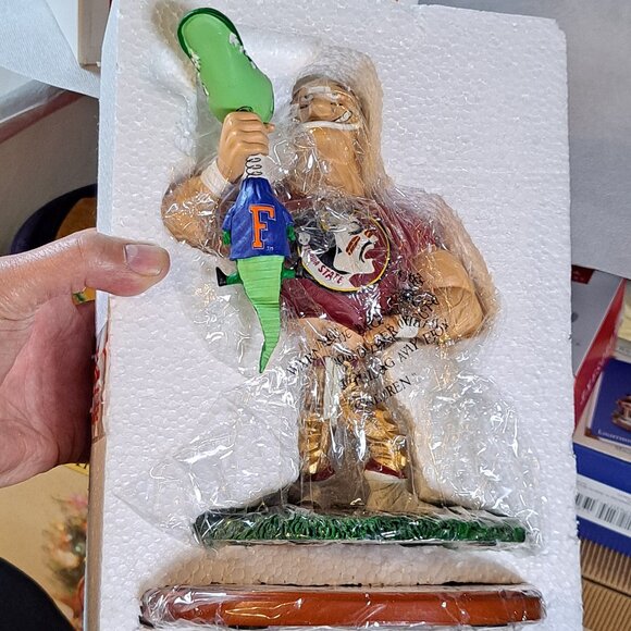 Florida State vs. Florida Gators Rivalry Choke figurine Memory Company 9" tall - Picture 2 of 16